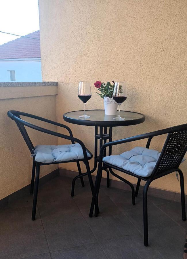 Studio Apartman Casper Zadar Exterior photo